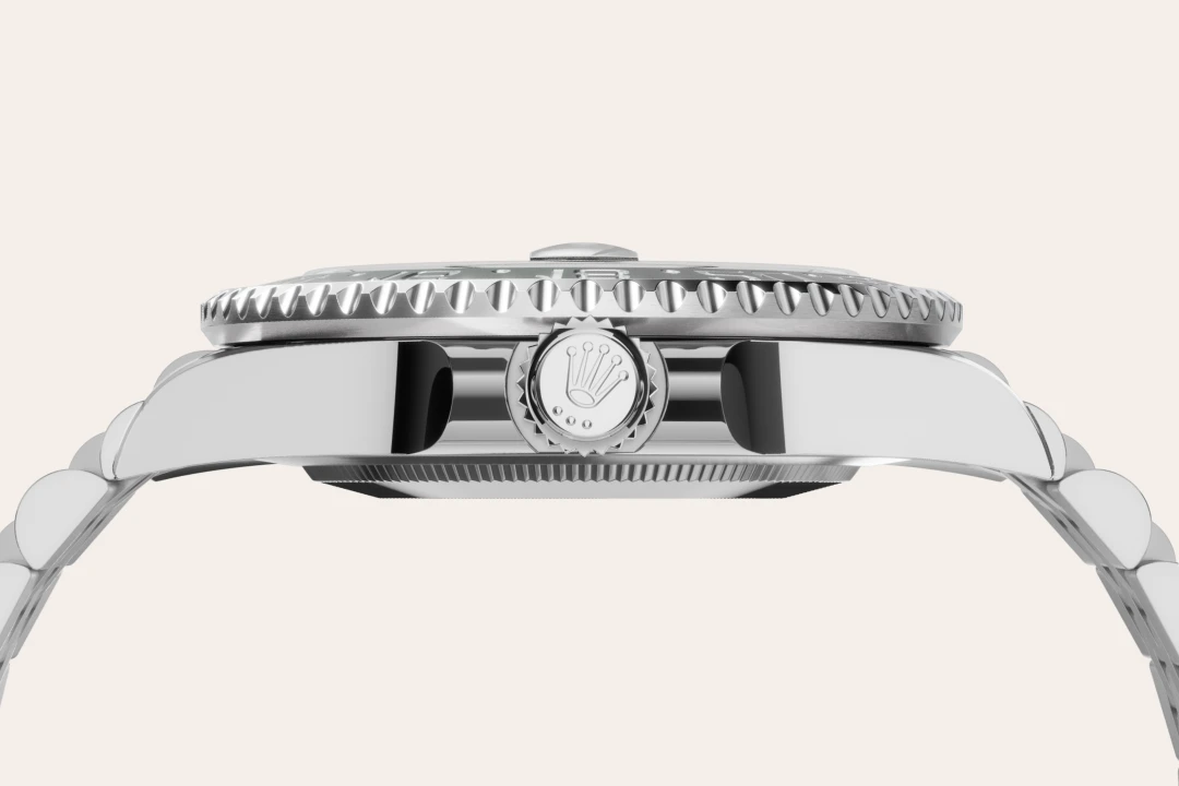 Rolex GMT-Master II m126720vtnr-0002 material